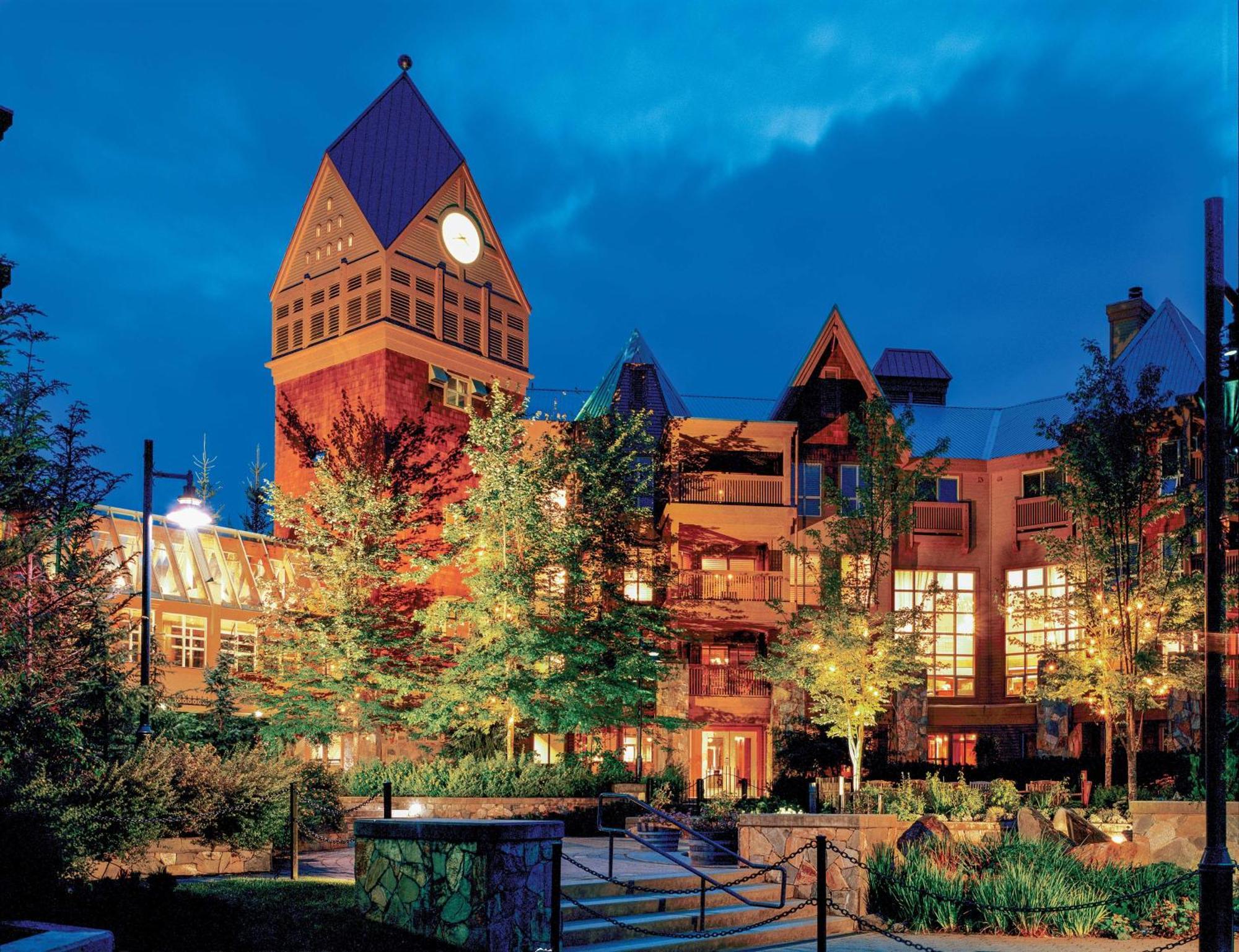 Hilton Grand Vacations Club Whistler Hotel Exterior photo